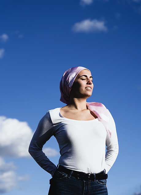 woman-with-cancer-bandana-Bioinhale-Pharma-Home